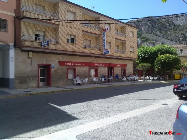 Bar Restaurante Hostal en Alhama de Aragón.