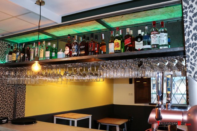 Se traspasa Bar/Restaurante 