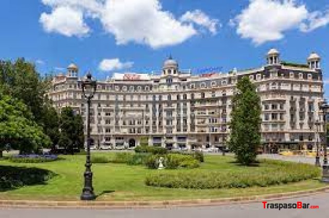 Traspaso Restaurante C3 con Terraza 6 mesas
