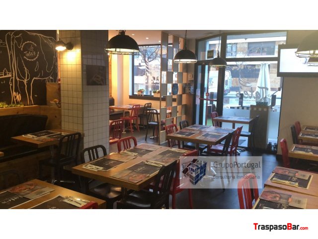 Traspaso Bar - Restaurante 120 m² con terraza en M