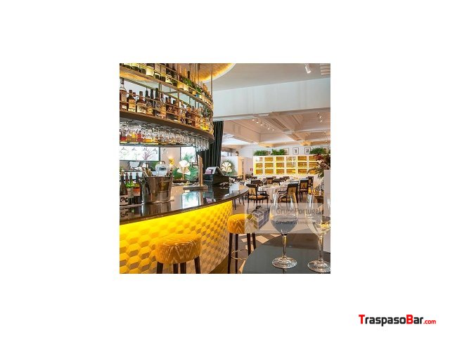 Traspaso Bar Restaurante de 200m2 en Zona de Hispa