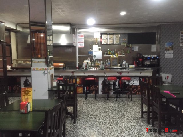 TRASPASO BAR CAFETERÍA EN ALFAFAR
