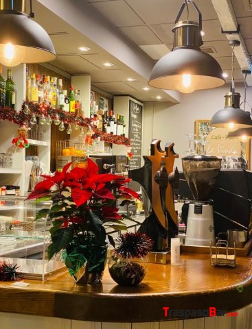 Traspaso Café-Bar sin necesidad de reforma
