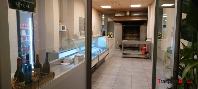 SE TRASPASA ASADERO DE POLLOS A LA LEÑA