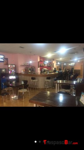 Bar churrería alquilo 