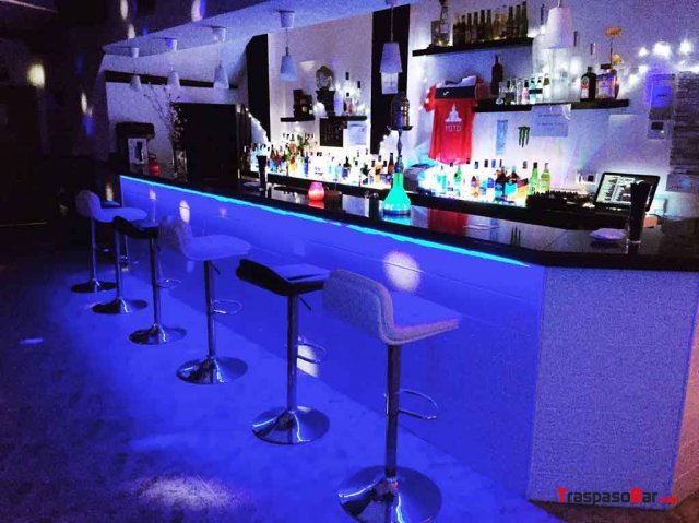 Bar de copas en Princesa