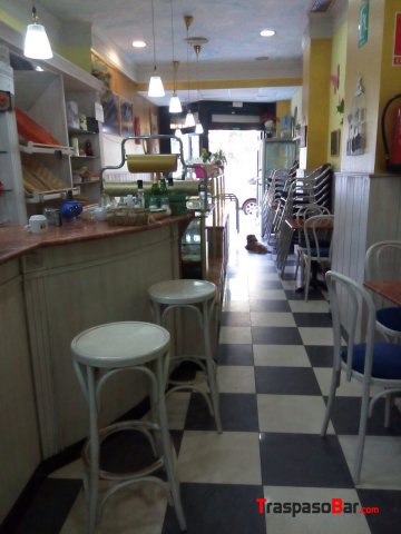 TRASPASO CAFETERÍA EN TORRENTE