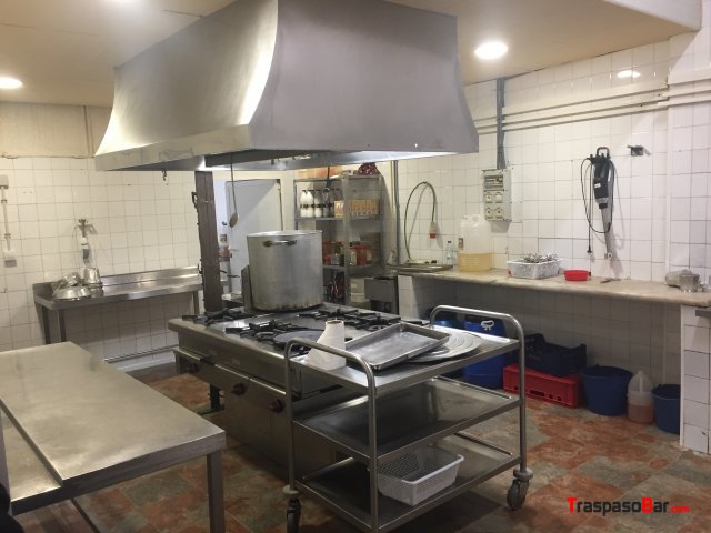 Se traspasa Casa de Comidas para llevar