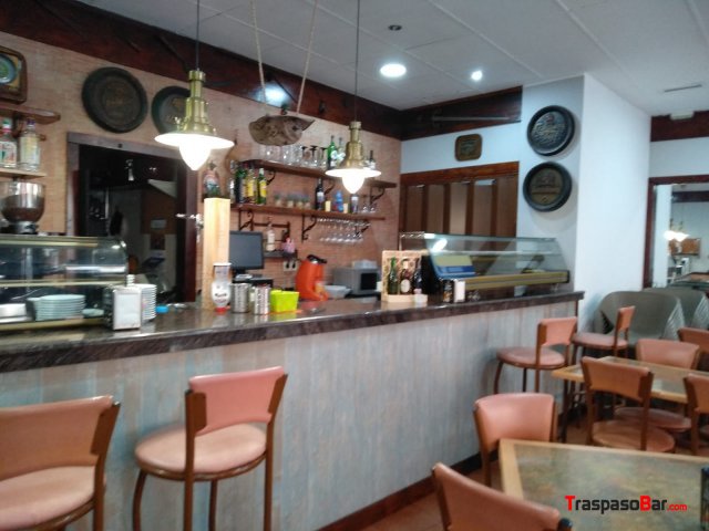 Traspaso Bar en Funcionamiento