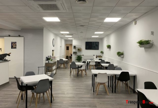 Se traspasa Bar/Restaurante