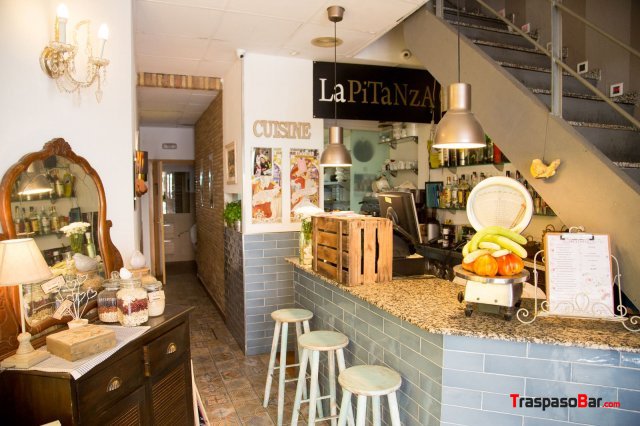 Traspaso restaurante en la Plaza del Tossal