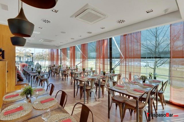 RESTAURANTE EN EL LAGO DE SANTA PERPETUA