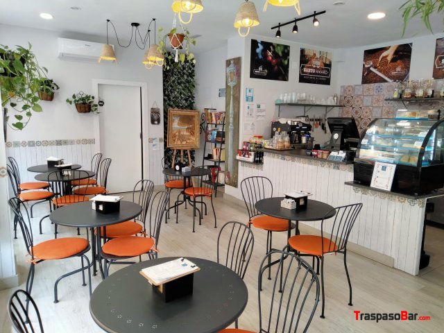 Se traspasa cafetería/coworking