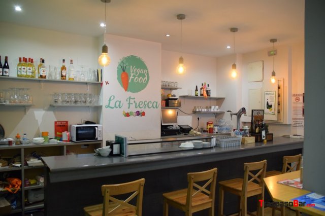 Traspaso bar con cocina totalmente reformado