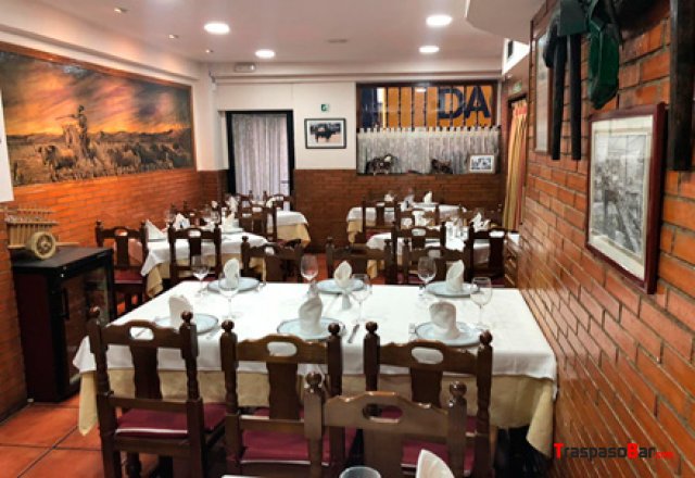 Traspaso Bar Restaurante 135m²  en zona Ventas 