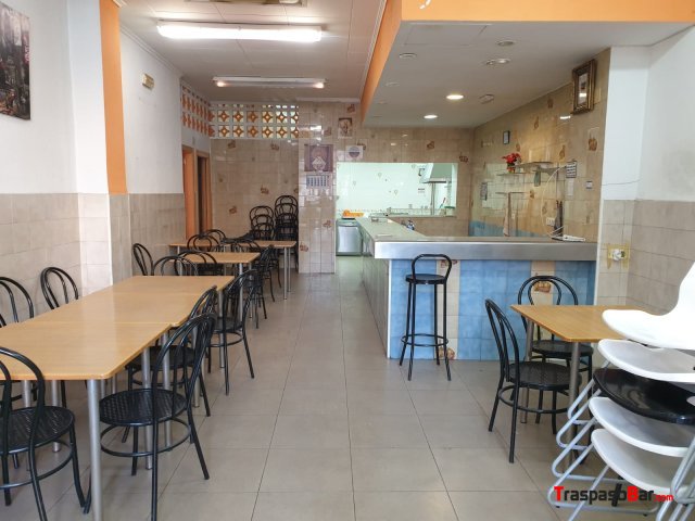 BAR CON LOCAL COMERCIAL INCLUIDO