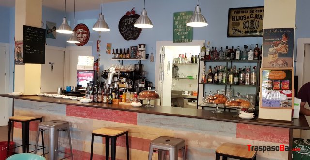Traspaso bar-cafetería