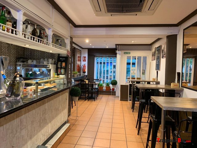 Se traspasa bar 