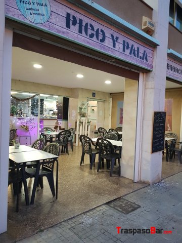 Cafetería en traspaso mínima inversión
