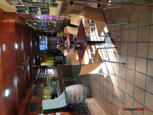 SE TRASPASA BAR CAFETERIA EN CONTRUECES
