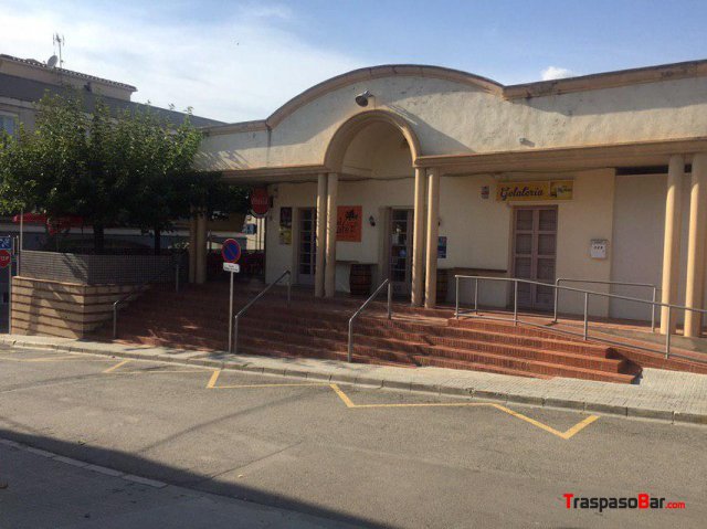 Traspaso bar/punto de ventas mixto de loterias