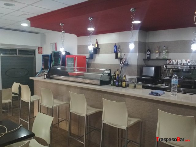 Cafeteria con todo al dia