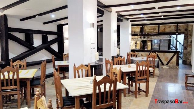 SE TRASPASA RESTAURANTE. CENTRO DE  FUENGIROLA. MA