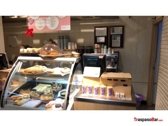 Traspaso Bar Cafetería 74m² en zona Hortaleza