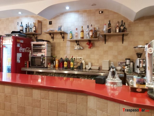 TRASPASO BAR CAFETERÍA EN VALENCIA