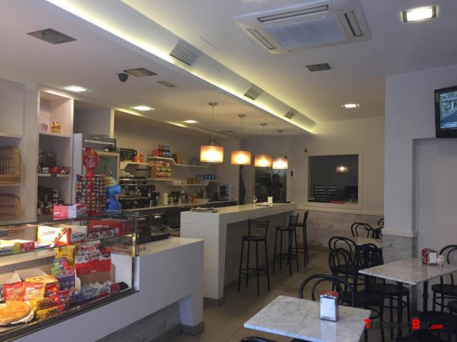 Panaderia Cafetería en Traspaso, Hospitalet centro