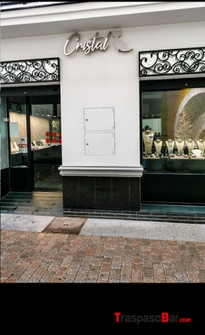 Traspaso de local en pleno centro de Sanlúcar, Cád