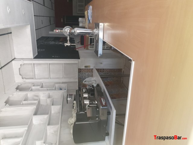 BAR SIN TRASPASO