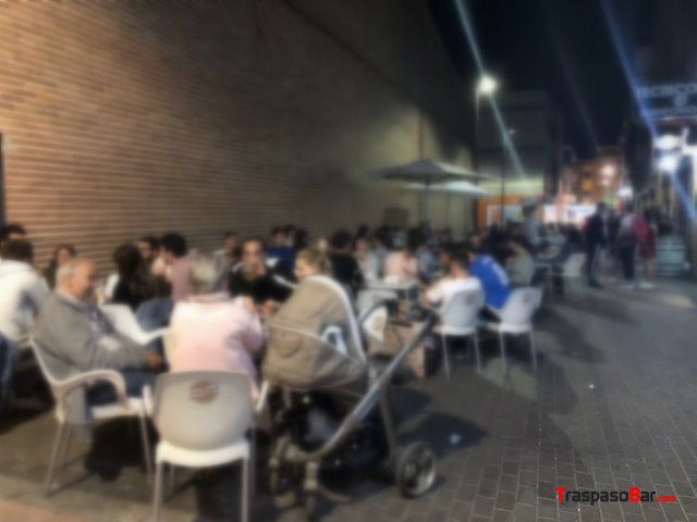 Se traspasa bar 