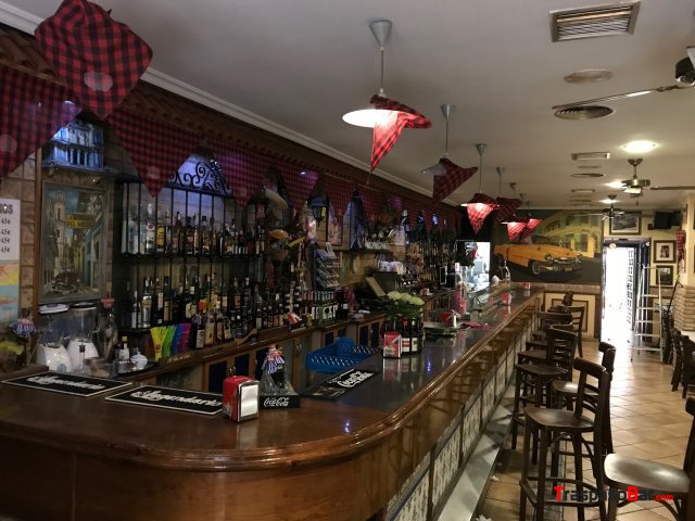 TRASPASO BAR POR JUBILACION,  CON LICENCIA