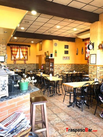 SE TRASPASA BAR POR INCAPACIDAD PERMANENTE
