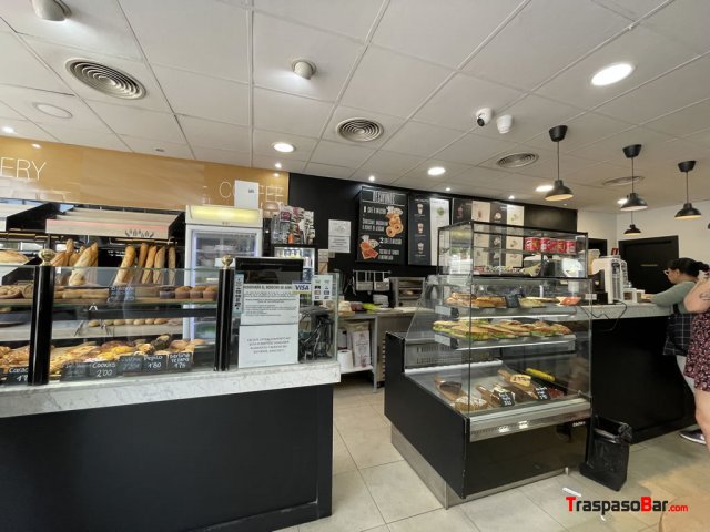 Panadería Cafetería de 320 m2 en Villa de Vallecas