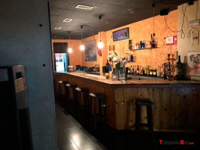Traspaso Bar con cocina 75m² en Chueca