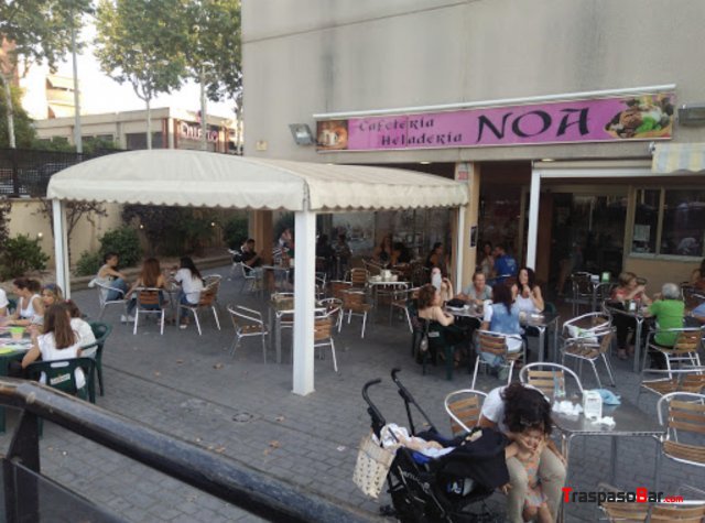 Cafeteria/bar