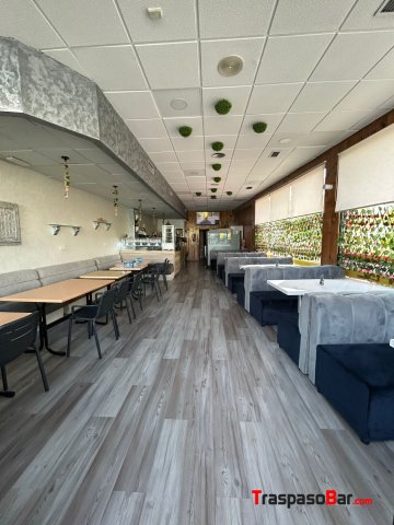 se traspasa cafeteria restaurante 