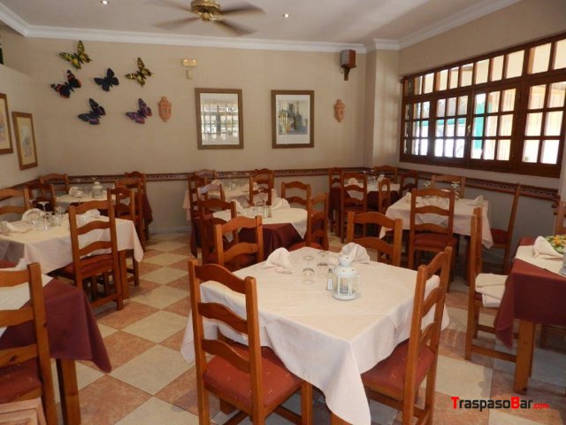 RESTAURANTE COMPLETAMENTE EQUIPADO ZONA TURISICA
