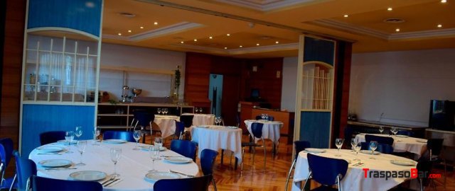 SE OFRECE RESTAURANTE EN FUNCIONAMIENTO