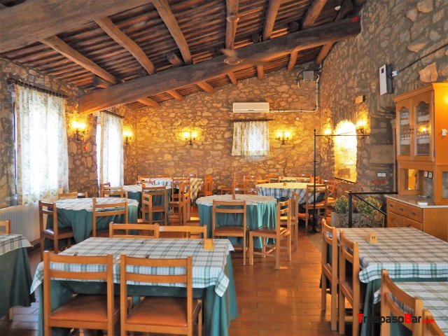 RESTAURANTE RÚSTICO EN TRASPASO