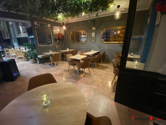 TRASPASO CAFETERÍA-RESTAURANTE EN CARTAGENA-MURCII