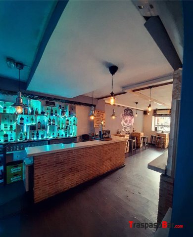 Bar de copas en pleno centro de Getafe