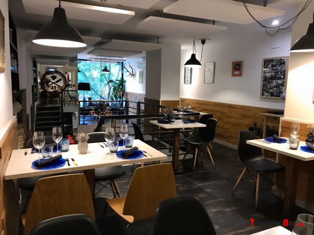 Bar Restaurante en Chamberí, 9 mesas de terraza