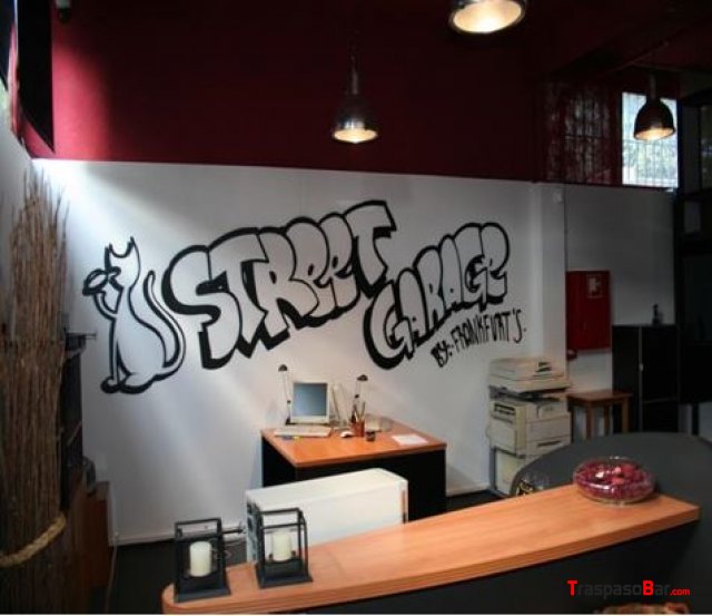 Traspaso Bar Restaurante 135m² con terraza en zona