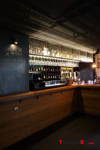 Transpaso bonito local de restauracion