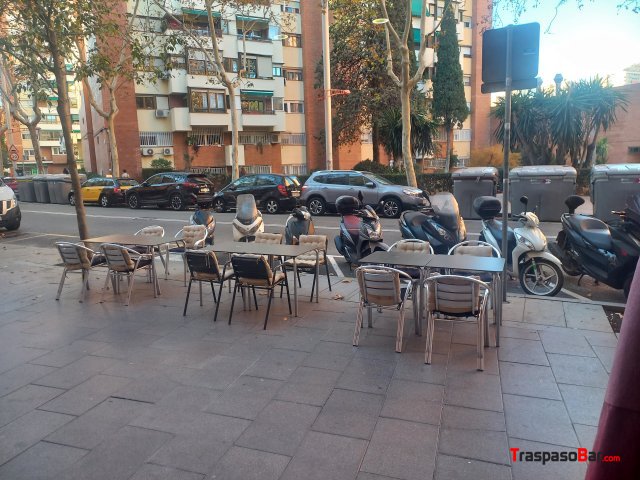 Acogedor Bar en traspaso 