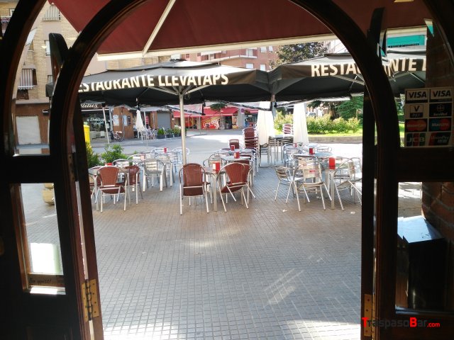 se transpasa bar restaurante