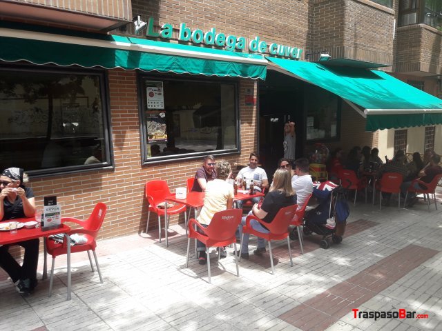 SE TRASPASA BAR - ZONA LUCERO
